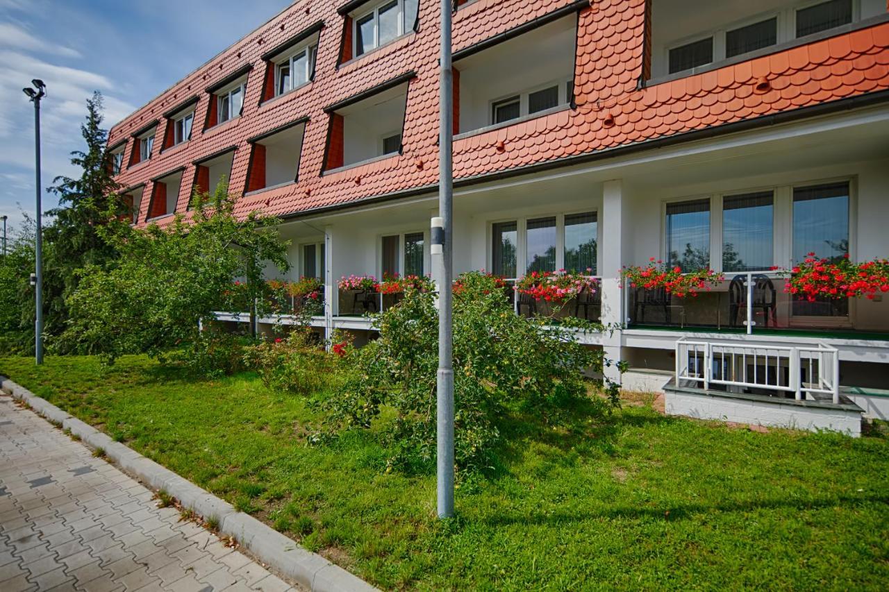 Comfort Hotel Bernau Бернау Экстерьер фото