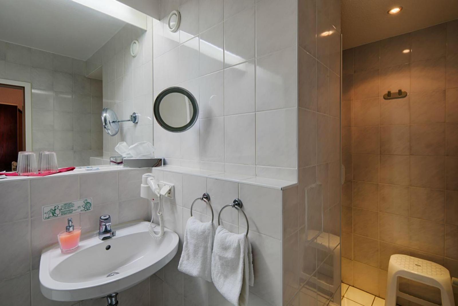 Comfort Hotel Bernau Бернау Номер фото